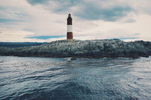 photo-wallpaper-the-lighthouse-by-the-sea