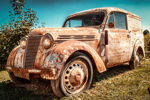 photo-wallpaper-oldtimer-with-rust