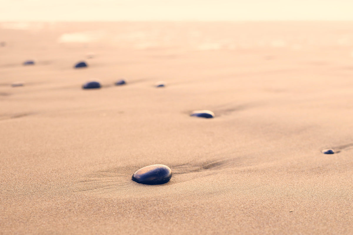 photo-wallpaper-pebbles-in-the-sand