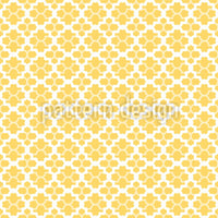 patterned-wallpaper-quatrefoil-in-the-summer