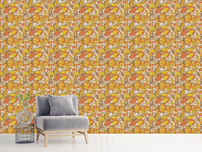 patterned-wallpaper-spinning-gold-flowers