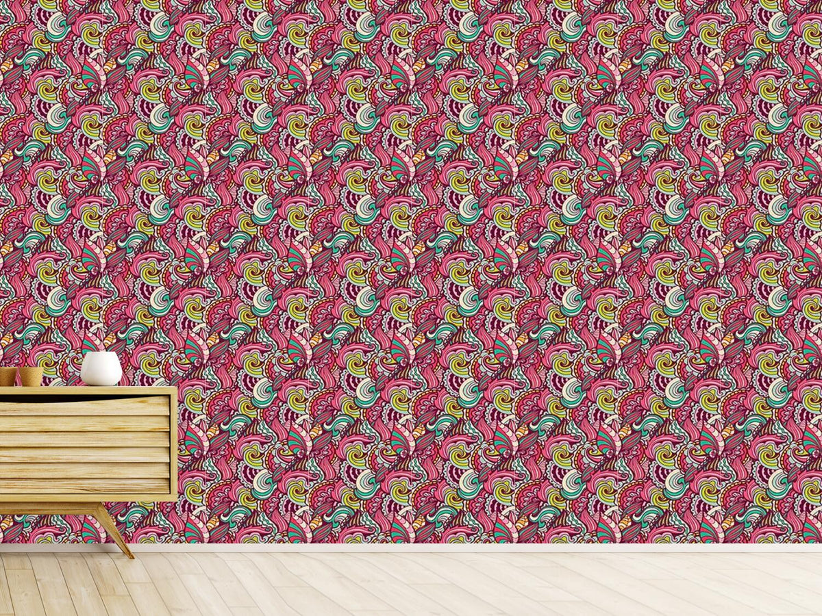 patterned-wallpaper-flowers-from-moscow