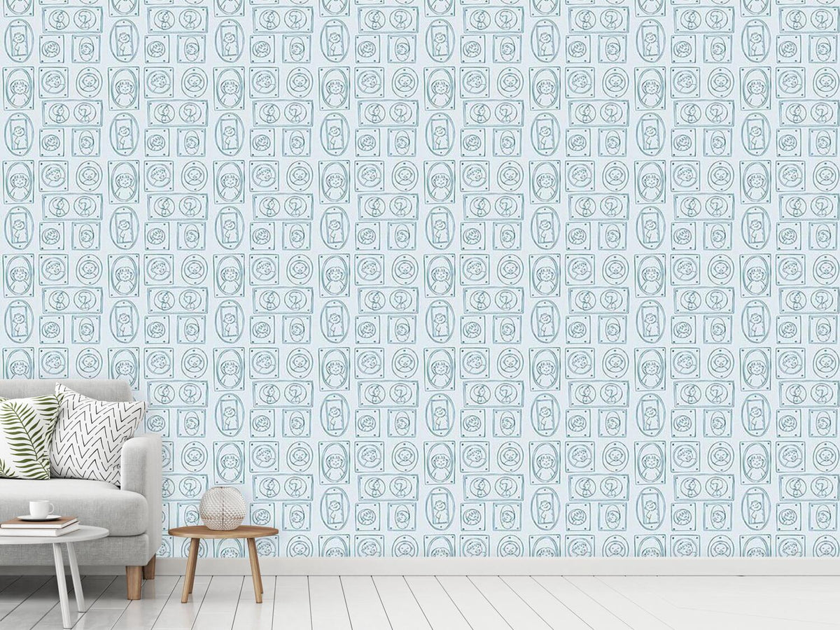 patterned-wallpaper-picture-frames