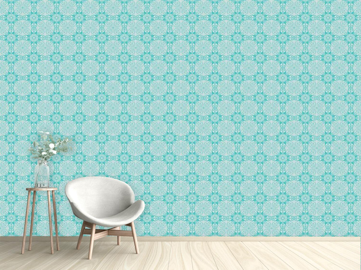 patterned-wallpaper-marvellous-winter-ornaments