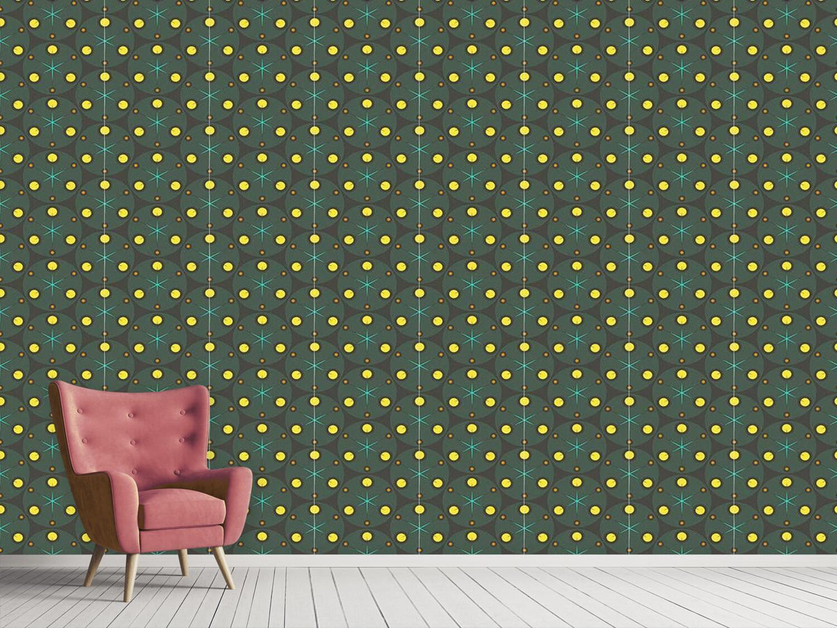 patterned-wallpaper-green-dots