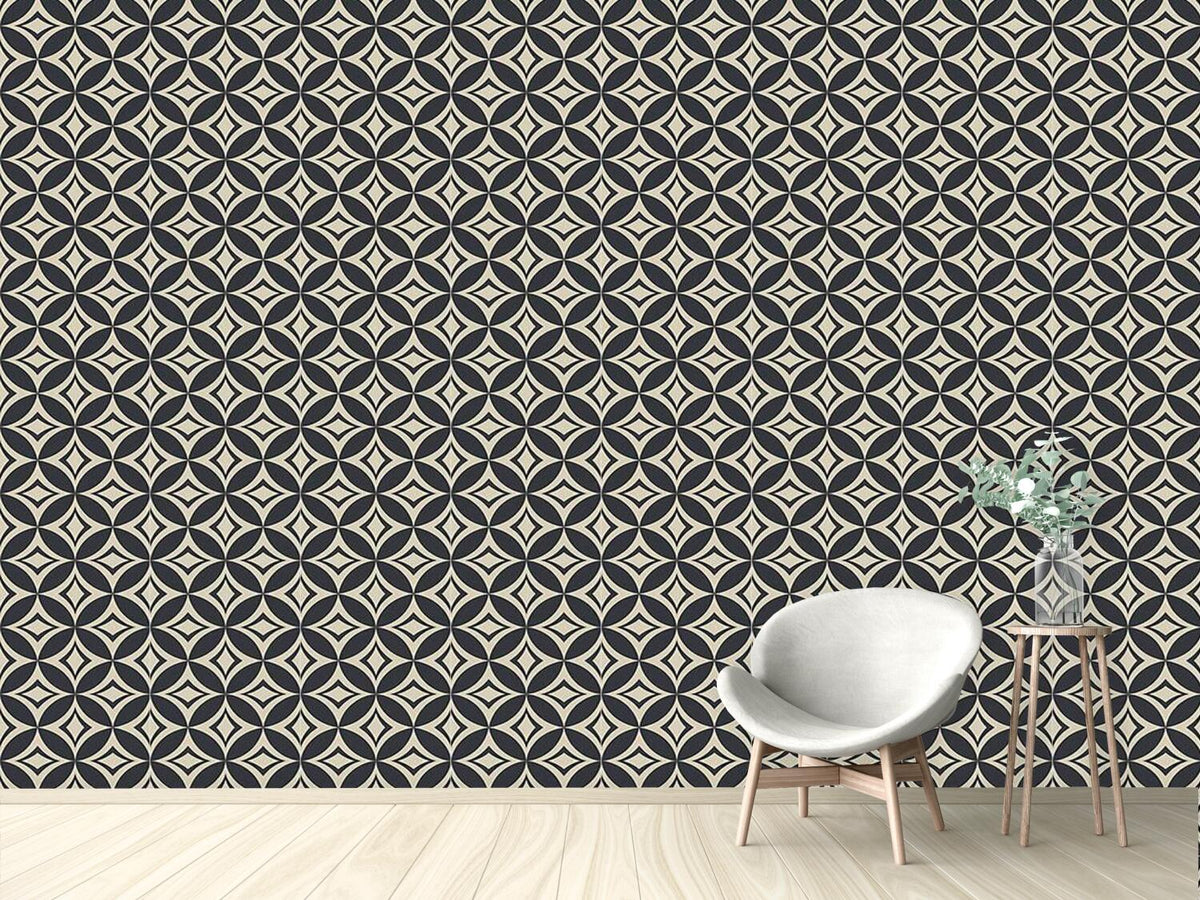 patterned-wallpaper-surrounded-stars