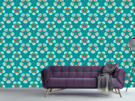 patterned-wallpaper-surprise-balls