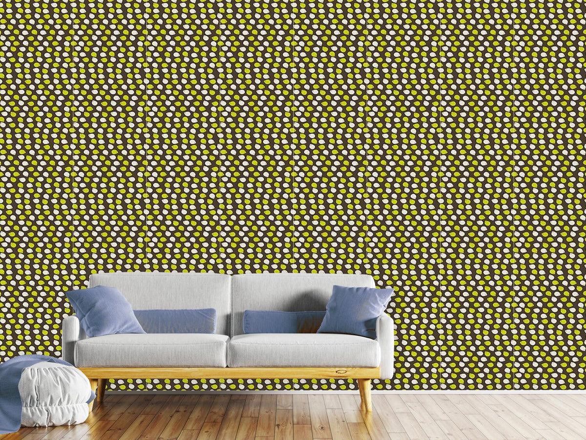 patterned-wallpaper-collecting-nuts