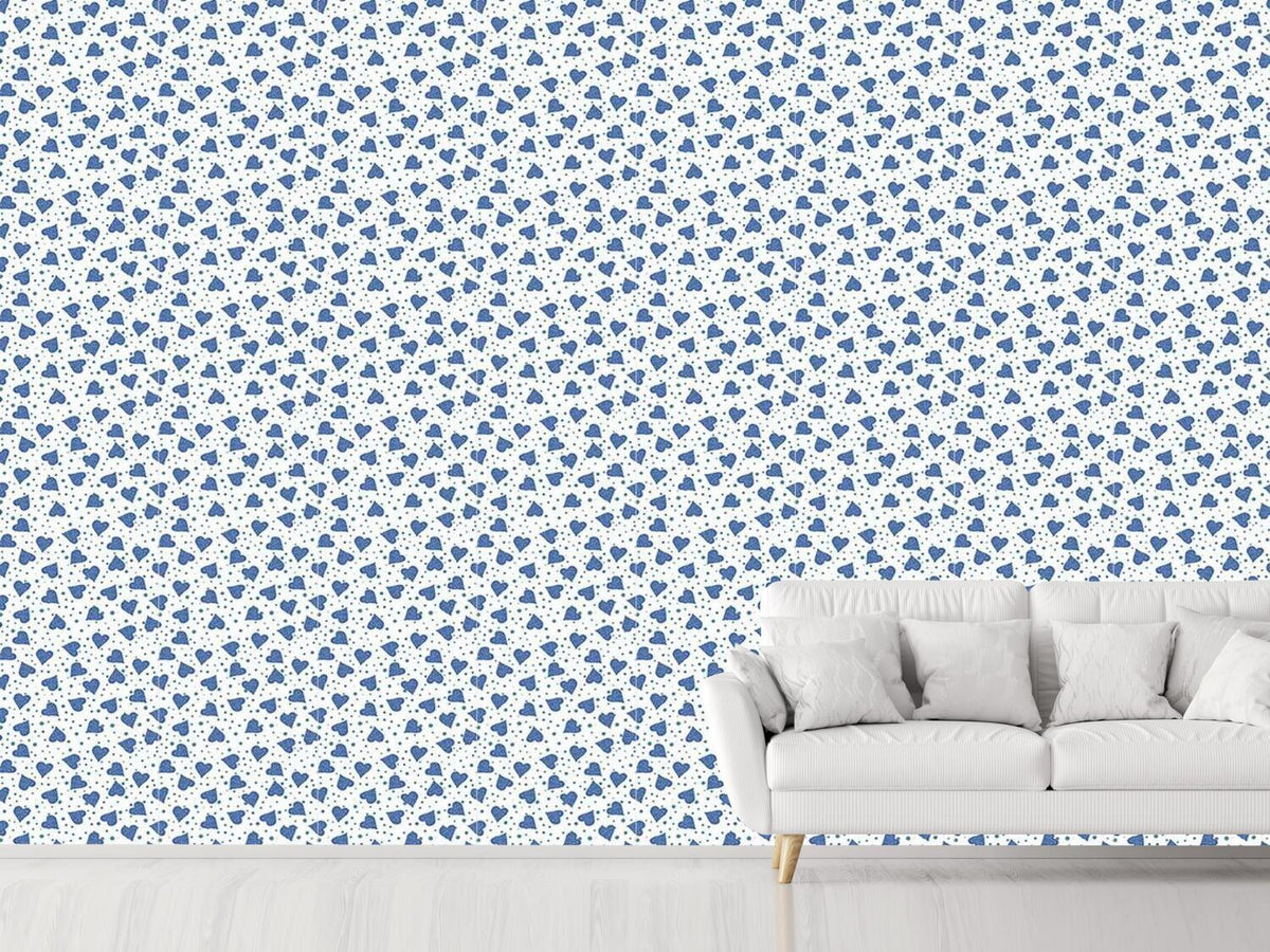 patterned-wallpaper-dotted-hearts