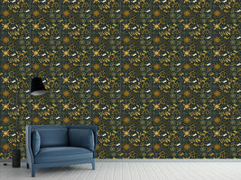 patterned-wallpaper-weird-birds-fly-at-night