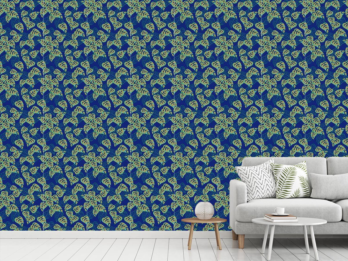 patterned-wallpaper-birch-leaf-at-night