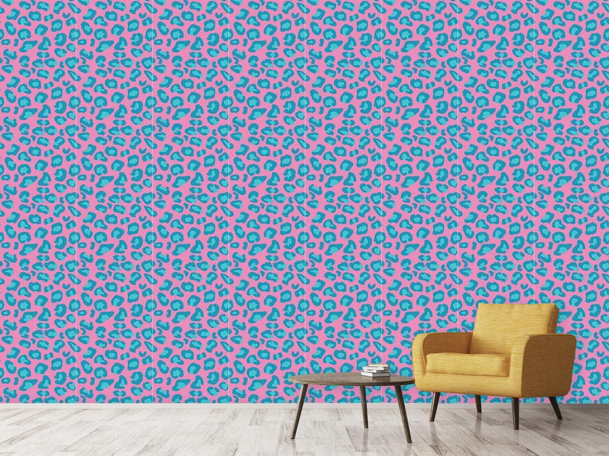 patterned-wallpaper-leopard-animalprint