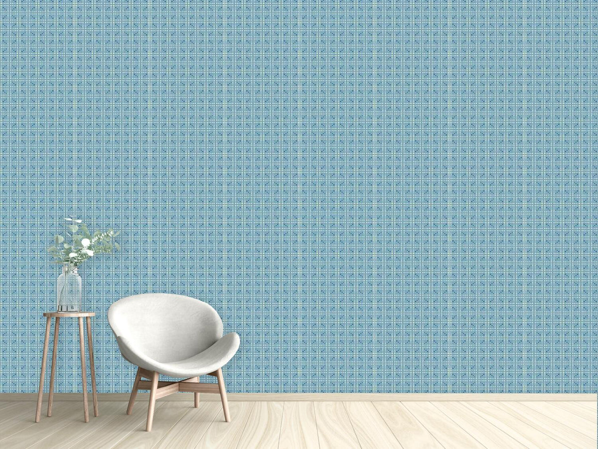 patterned-wallpaper-bar-braced