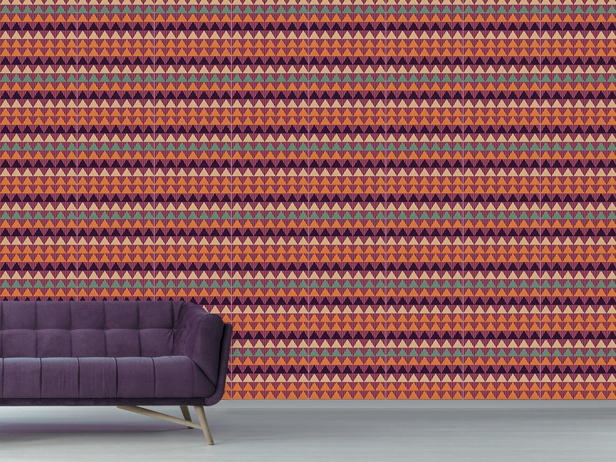 patterned-wallpaper-triangle-and-stripe