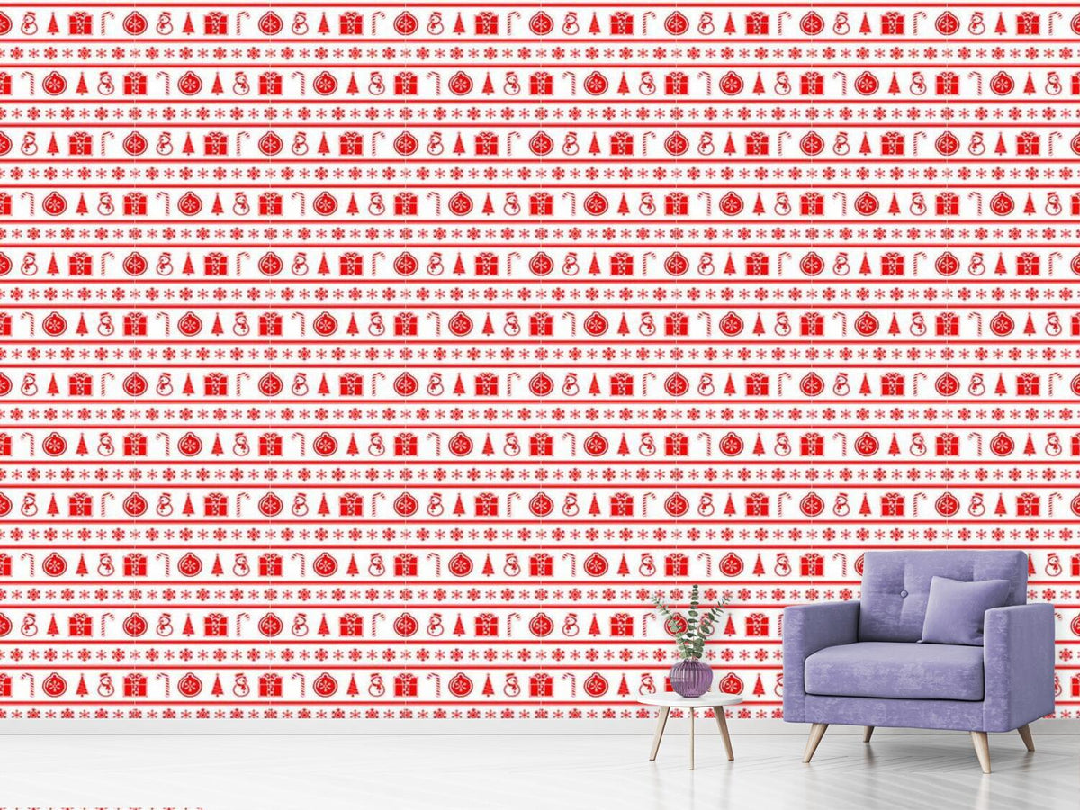 patterned-wallpaper-festive-decorations