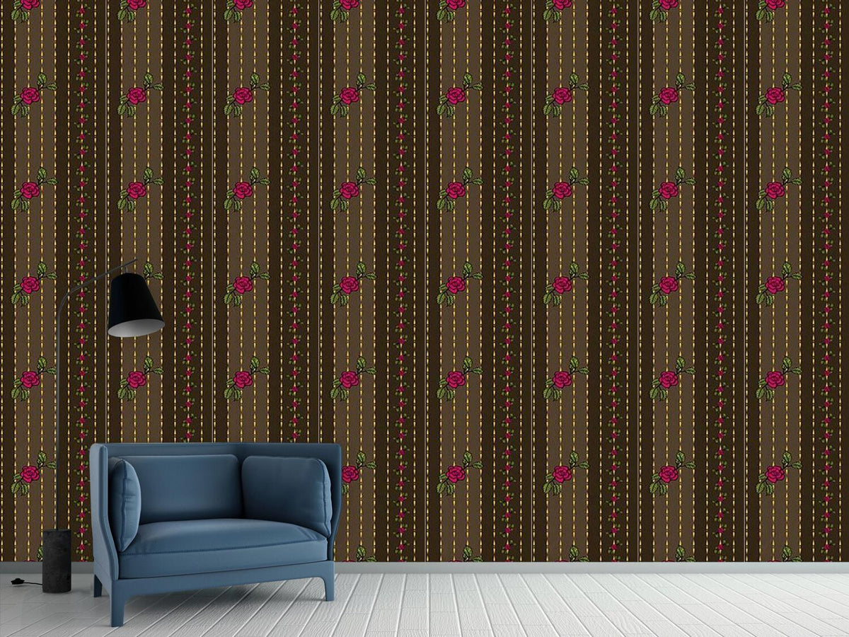 patterned-wallpaper-chain-of-roses